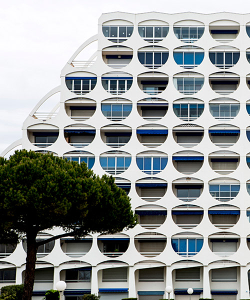 stefano perego and roberto conte capture the hypnotic geometries of la grande motte