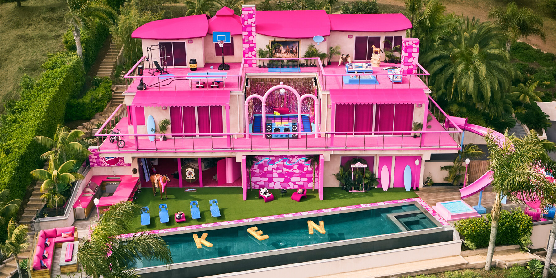 barbie-house-airbnb-designboom-1800
