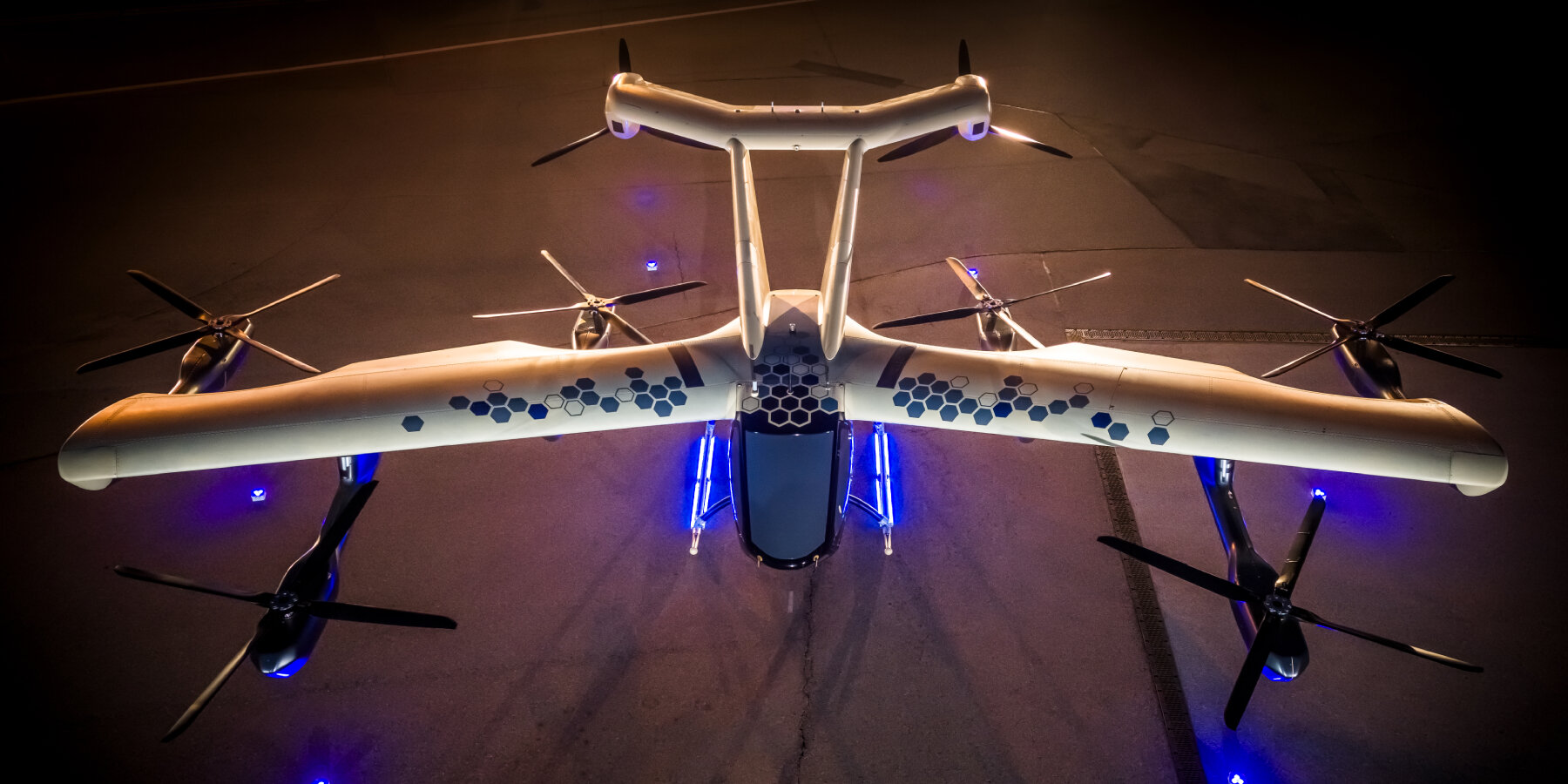 cityairbus-nextgen-eVTOL-flight-germany-designboom-ban