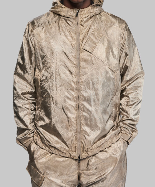 vollebak’s shielding suit with silver blocks radio waves so no one can track, hack or call users
