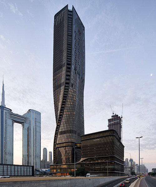 UNstudio's wasl tower in dubai draws from classical art with sinuous contrapposto pose