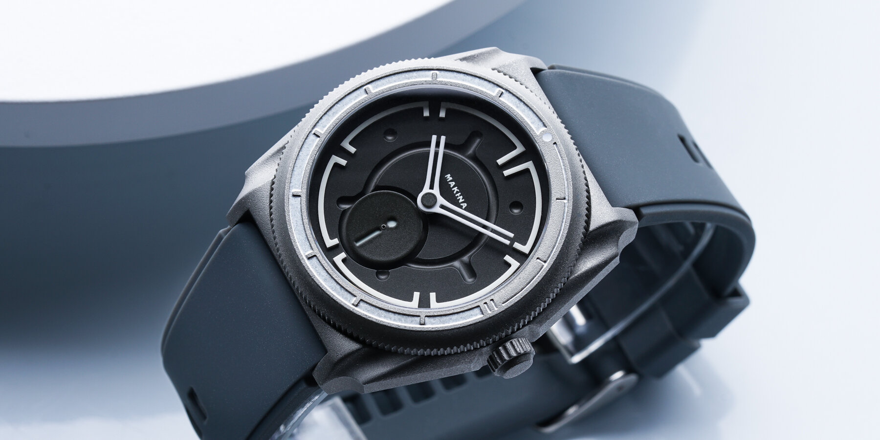 makina-azazel-i-danilo-villanueva-makina-watches-designboom-1800-2